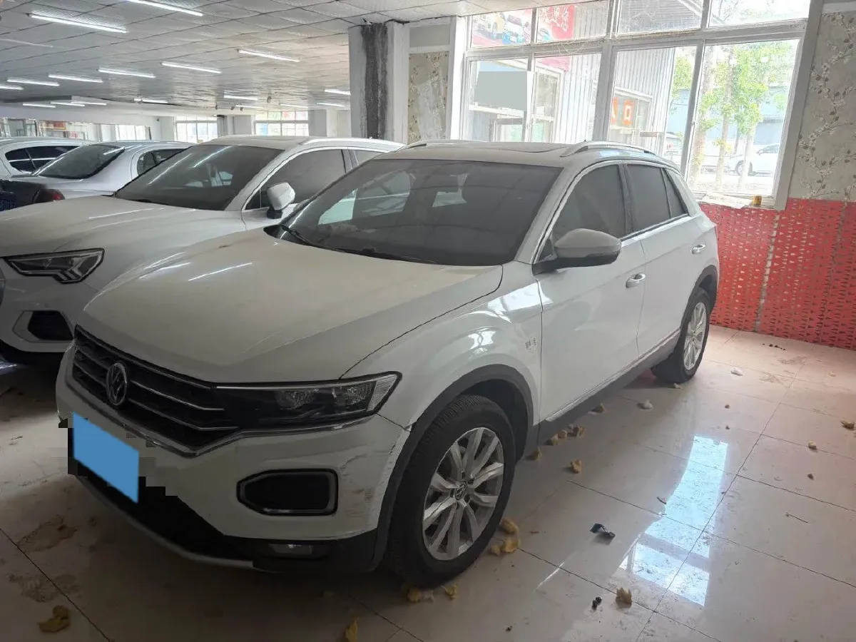 2022 Volkswagen T-Roc 1.4T 150HP L4 7DCT,autocango,china used car exporter,china ev exporter,chinese used car exporter,chinese used ev exporter