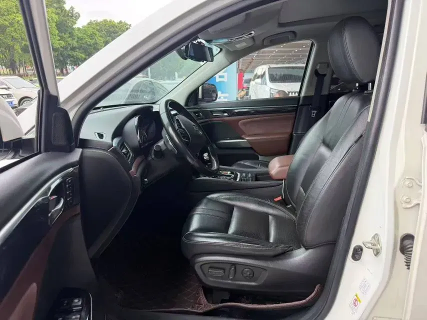 2017 GAC Trumpchi GS8 2.0T 201HP L4 6AT,autocango,china used car exporter,china ev exporter,chinese used car exporter,chinese used ev exporter