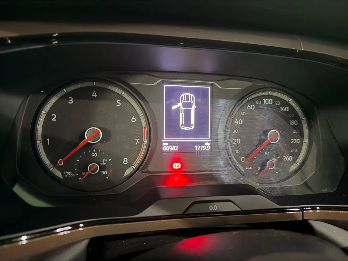 2020 Volkswagen Tharu 1.4T 150HP L4 7DCT,autocango,china used car exporter,china ev exporter,chinese used car exporter,chinese used ev exporter