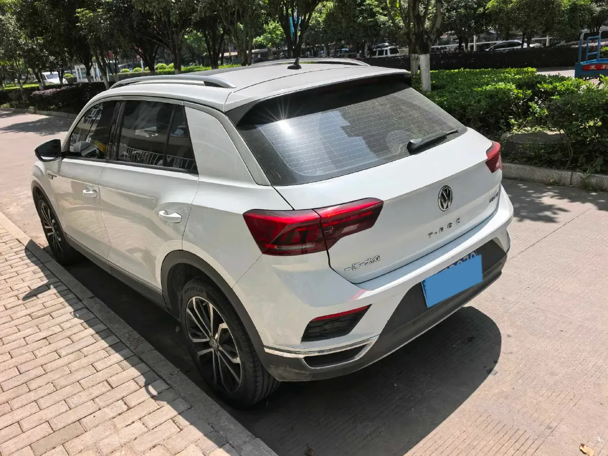 2020 Volkswagen T-Roc 1.4T 150HP L4 7DCT,autocango,china used car exporter,china ev exporter,chinese used car exporter,chinese used ev exporter