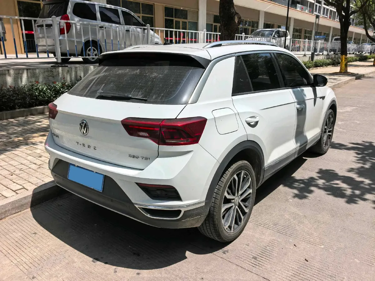 2020 Volkswagen T-Roc 1.4T 150HP L4 7DCT,autocango,china used car exporter,china ev exporter,chinese used car exporter,chinese used ev exporter