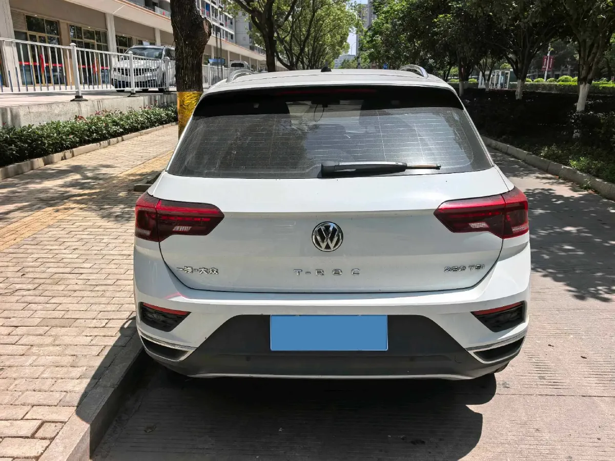 2020 Volkswagen T-Roc 1.4T 150HP L4 7DCT,autocango,china used car exporter,china ev exporter,chinese used car exporter,chinese used ev exporter