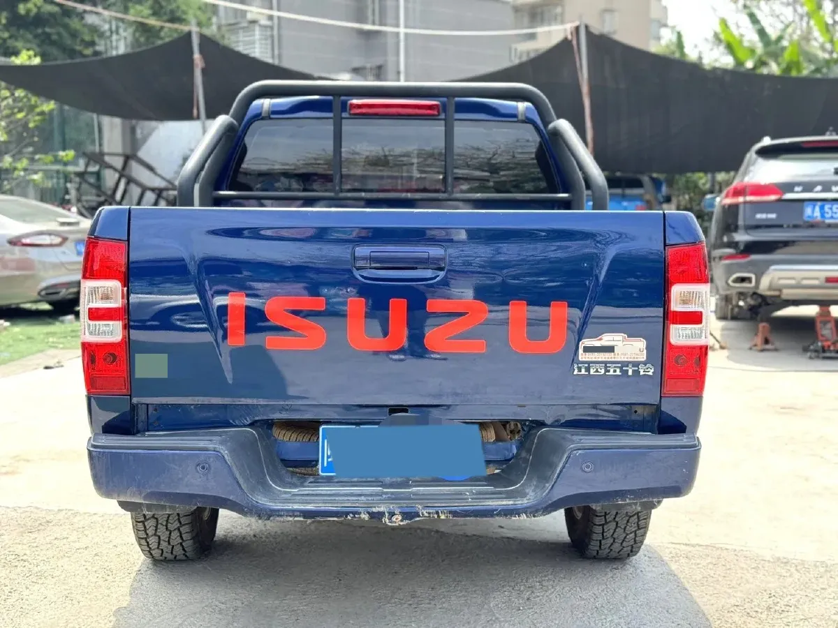 2024 Isuzu RE-MAX Jim 2.8T 120HP L4 5MT,autocango,china used car exporter,china ev exporter,chinese used car exporter,chinese used ev exporter