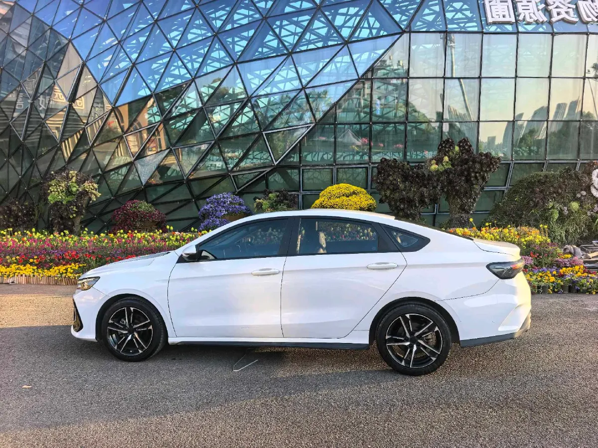 2022 Geely Binray 1.5T 181HP L4 7DCT,autocango,china used car exporter,china ev exporter,chinese used car exporter,chinese used ev exporter