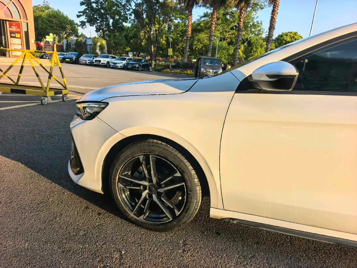 2022 Geely Binray 1.5T 181HP L4 7DCT,autocango,china used car exporter,china ev exporter,chinese used car exporter,chinese used ev exporter