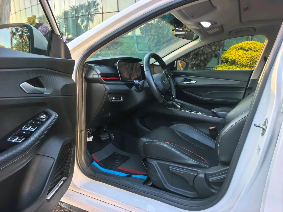 2022 Geely Binray 1.5T 181HP L4 7DCT,autocango,china used car exporter,china ev exporter,chinese used car exporter,chinese used ev exporter