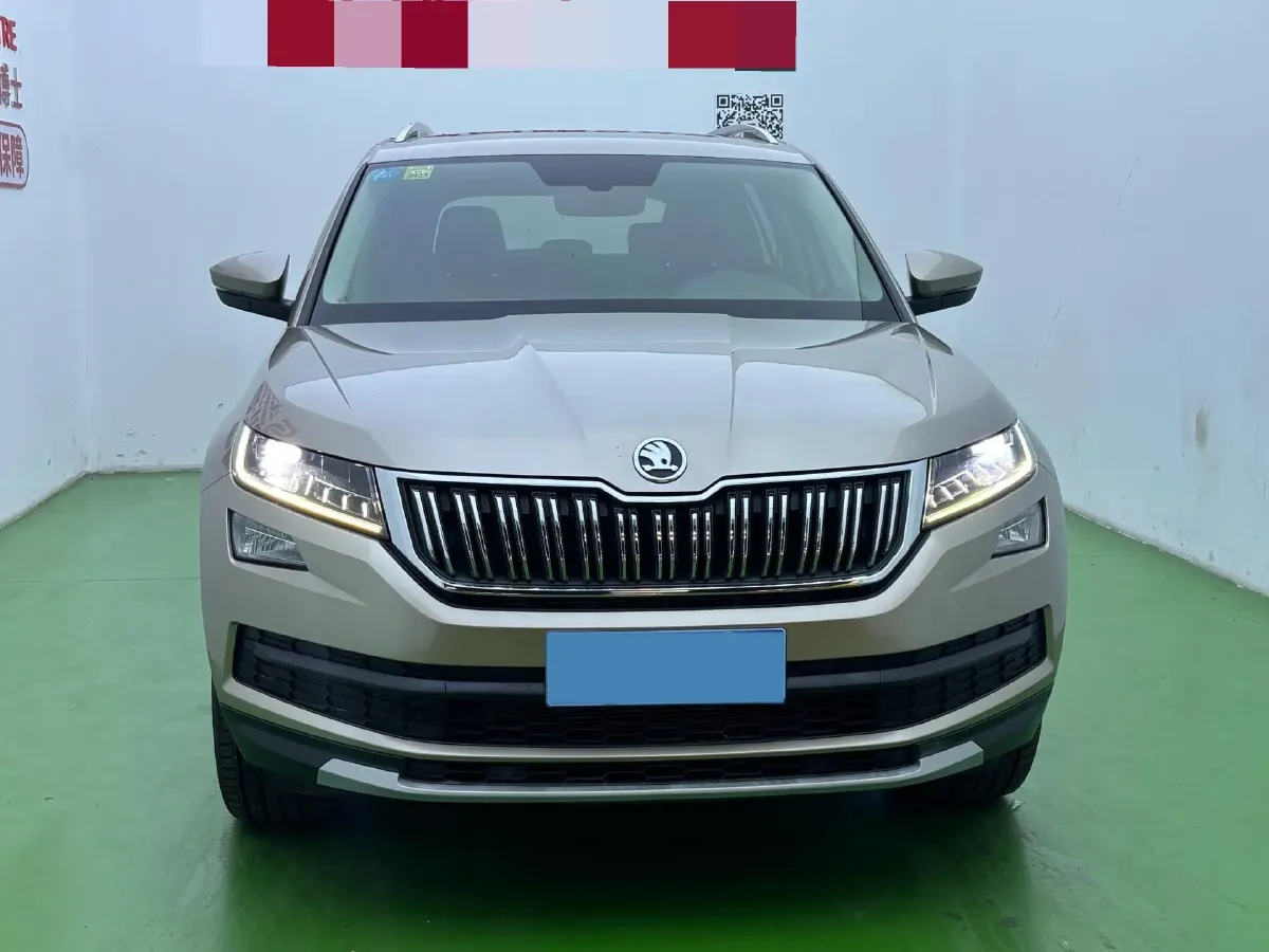 2018 Skoda Kodiak 2.0T 186HP L4 7DCT,autocango,china used car exporter,china ev exporter,chinese used car exporter,chinese used ev exporter