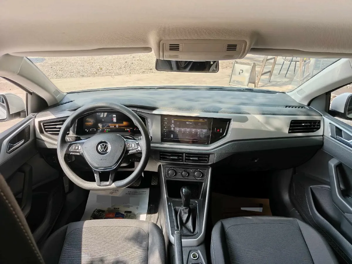 2023 Volkswagen Polo 1.5L 110HP L4 6AT,autocango,china used car exporter,china ev exporter,chinese used car exporter,chinese used ev exporter