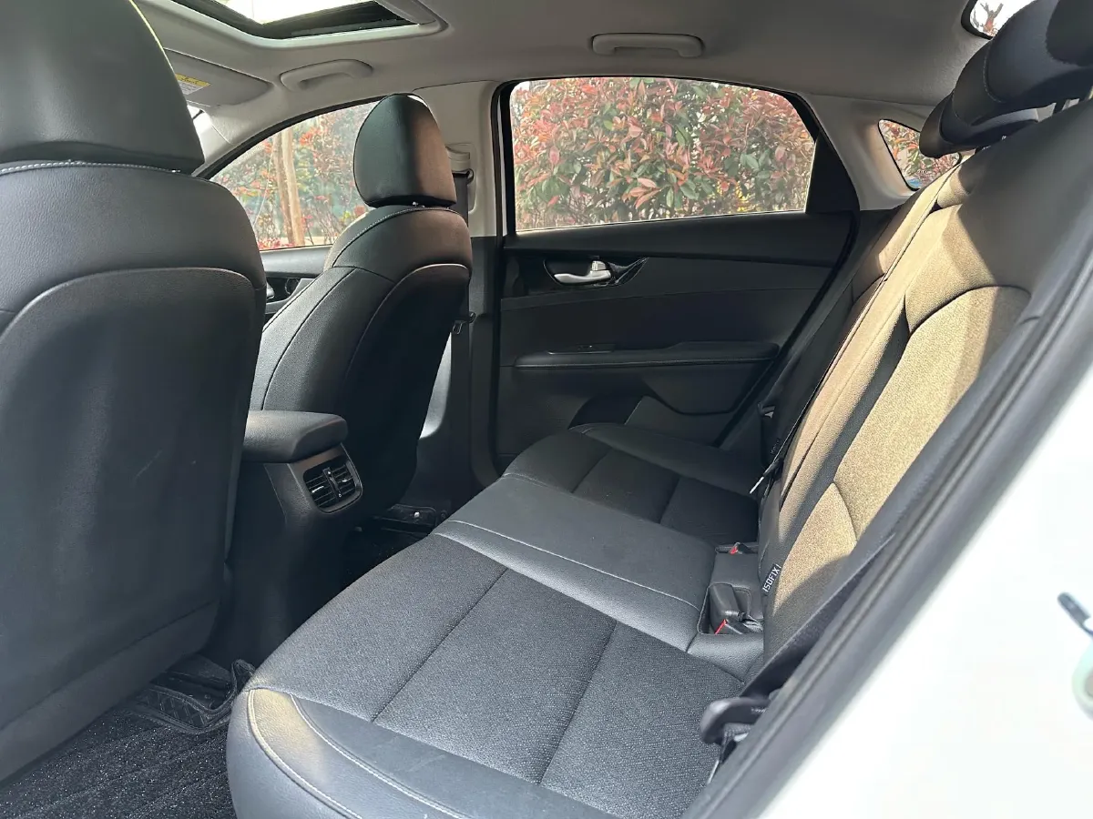 2021 Kia K3 1.5L 115HP L4 CVT,autocango,china used car exporter,china ev exporter,chinese used car exporter,chinese used ev exporter