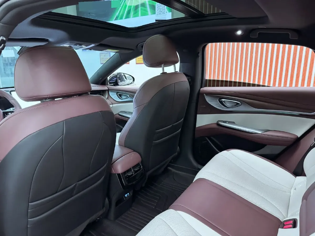 2023 BYD Seal 1.5T 139HP L4 E-CVT PHEV 17.6KWH,autocango,china used car exporter,china ev exporter,chinese used car exporter,chinese used ev exporter