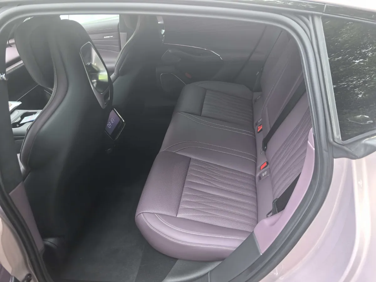 2026 MI SU7 BEV,autocango,china used car exporter,china ev exporter,chinese used car exporter,chinese used ev exporter