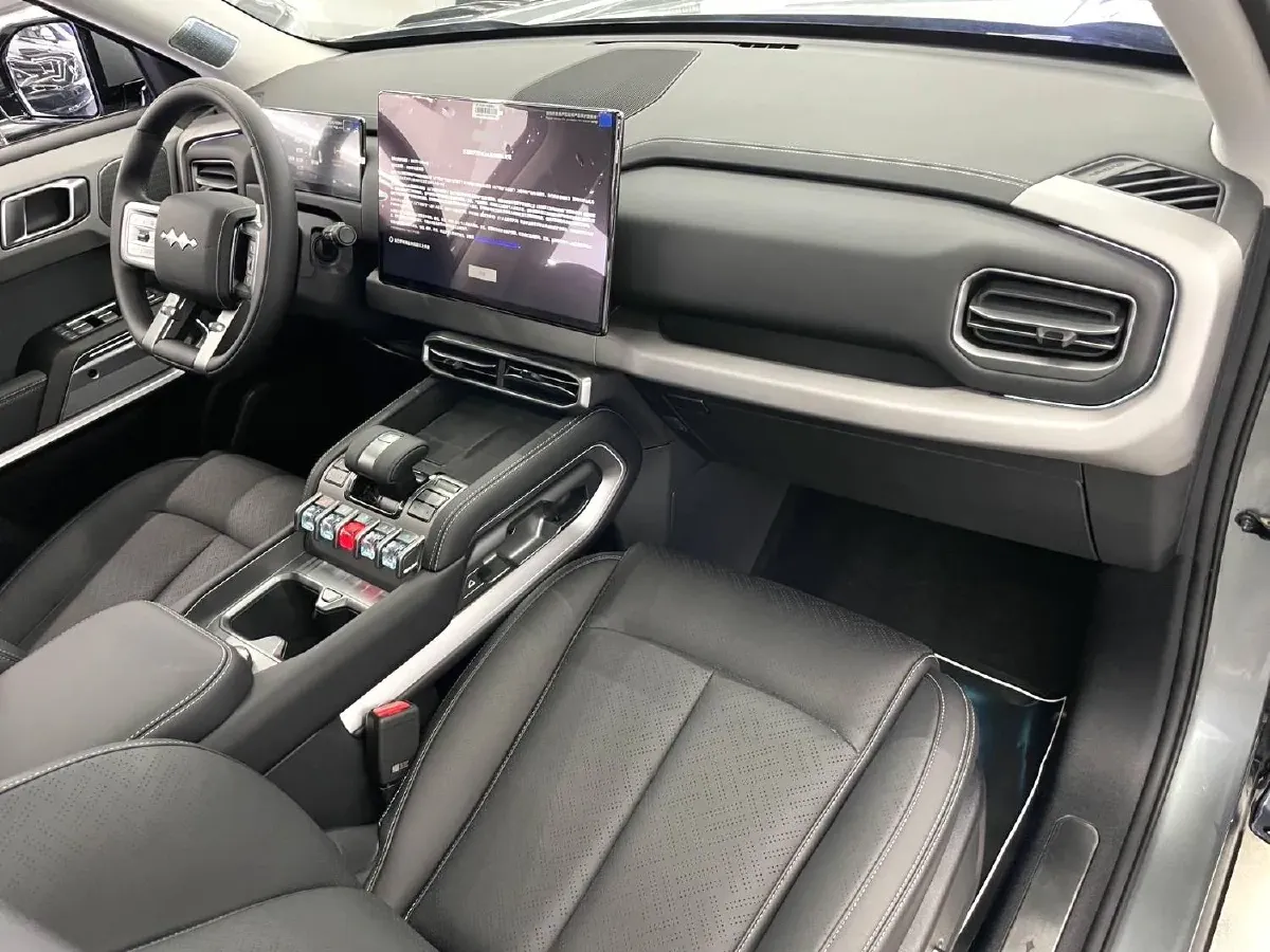 2025 FangChengBao Tai 3 BEV,autocango,china used car exporter,china ev exporter,chinese used car exporter,chinese used ev exporter