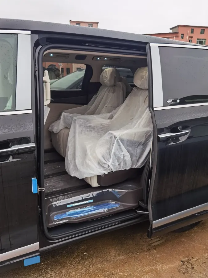 2025 Denza D9 1.5T 156HP L4 E-CVT PHEV,autocango,china used car exporter,china ev exporter,chinese used car exporter,chinese used ev exporter