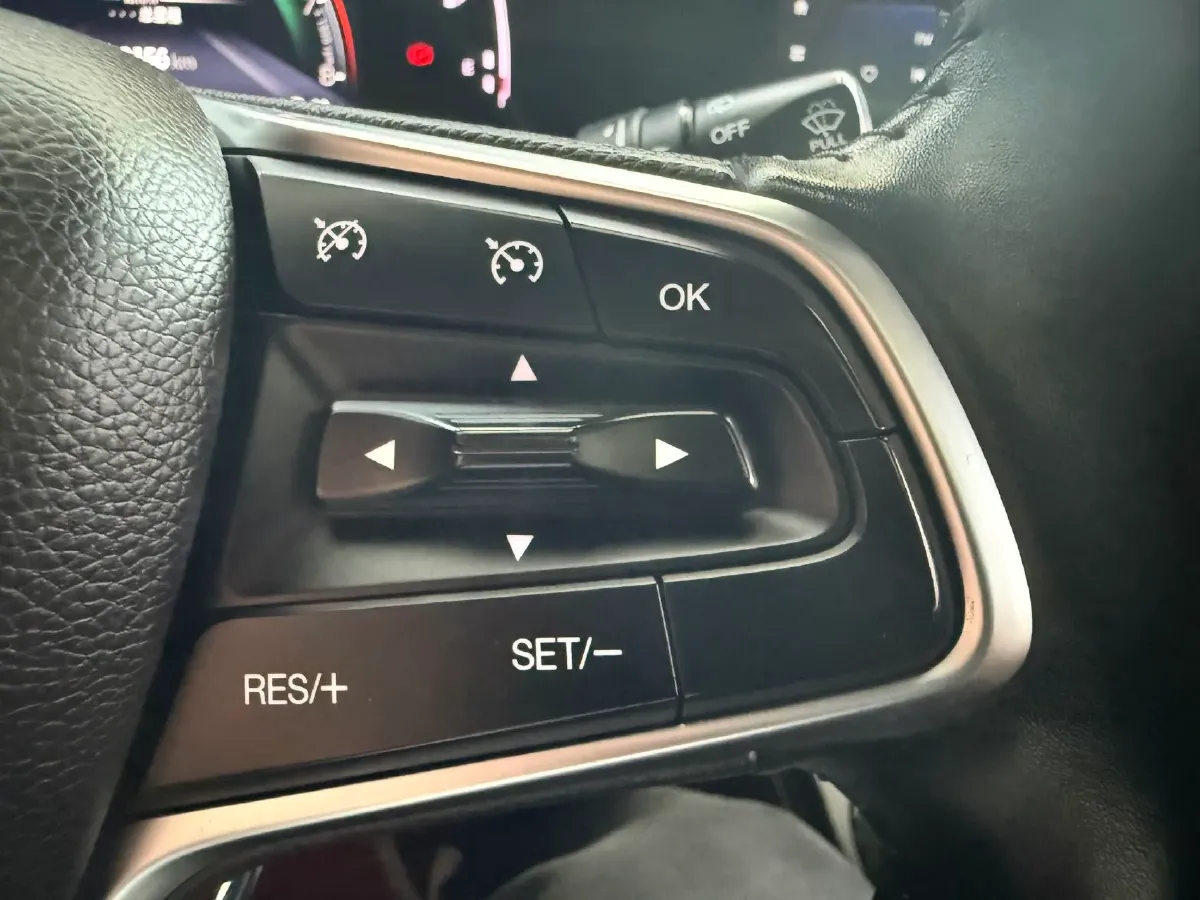 2021 GAC Trumpchi M6 1.5T 169HP L4 7DCT,autocango,china used car exporter,china ev exporter,chinese used car exporter,chinese used ev exporter