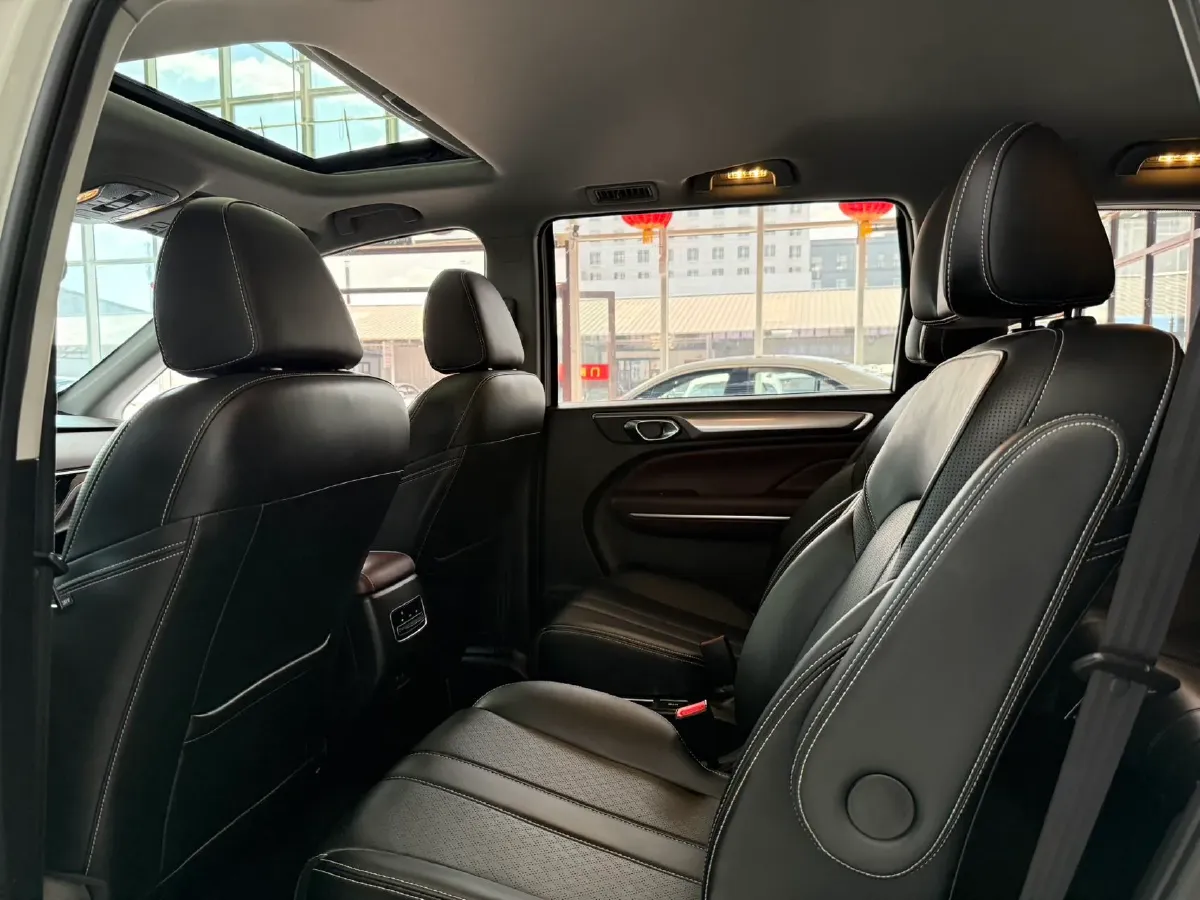 2021 GAC Trumpchi M6 1.5T 169HP L4 7DCT,autocango,china used car exporter,china ev exporter,chinese used car exporter,chinese used ev exporter