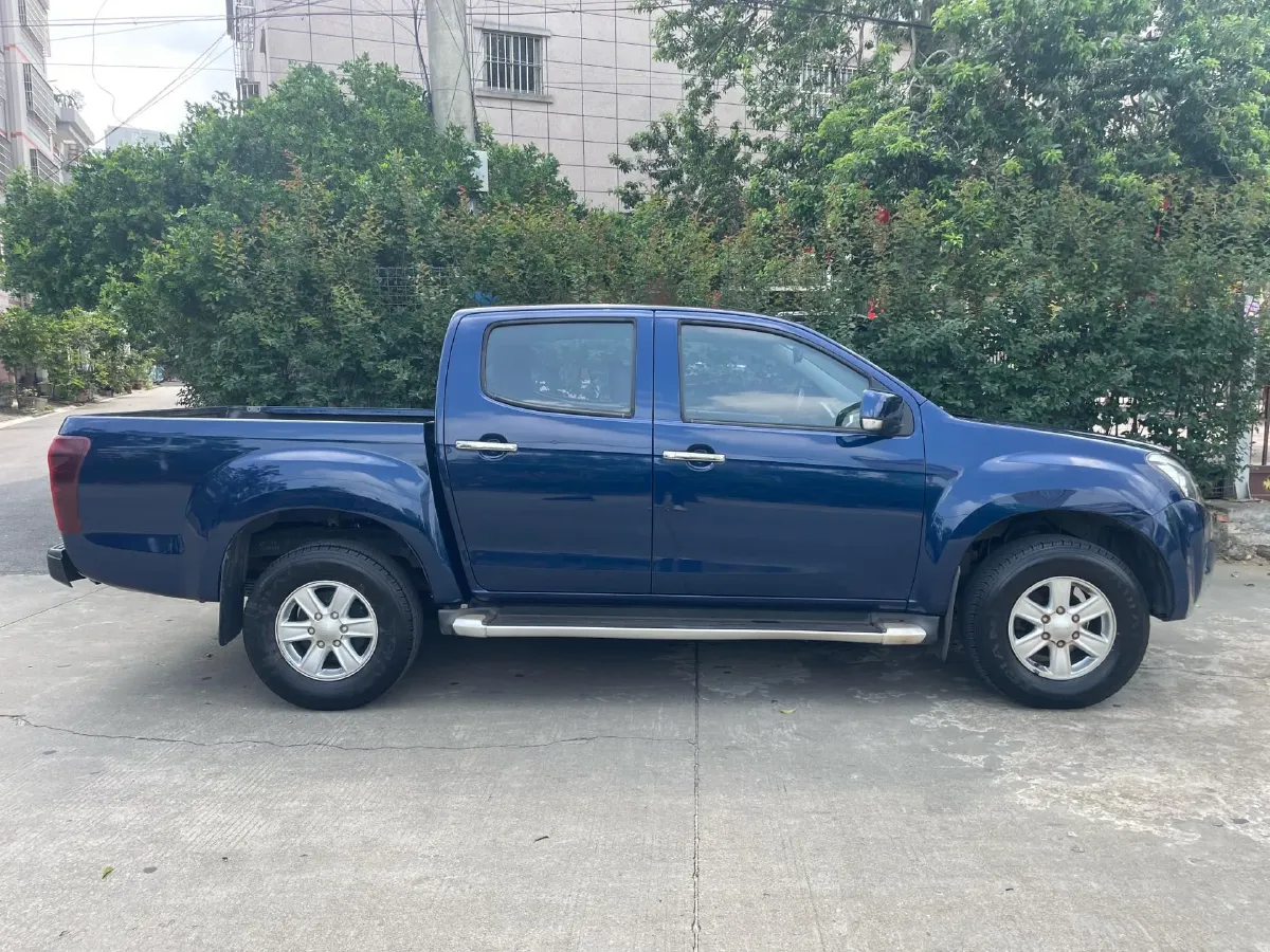 2018 FAW LanJian H6 2.5T 129HP L4 6MT,autocango,china used car exporter,china ev exporter,chinese used car exporter,chinese used ev exporter