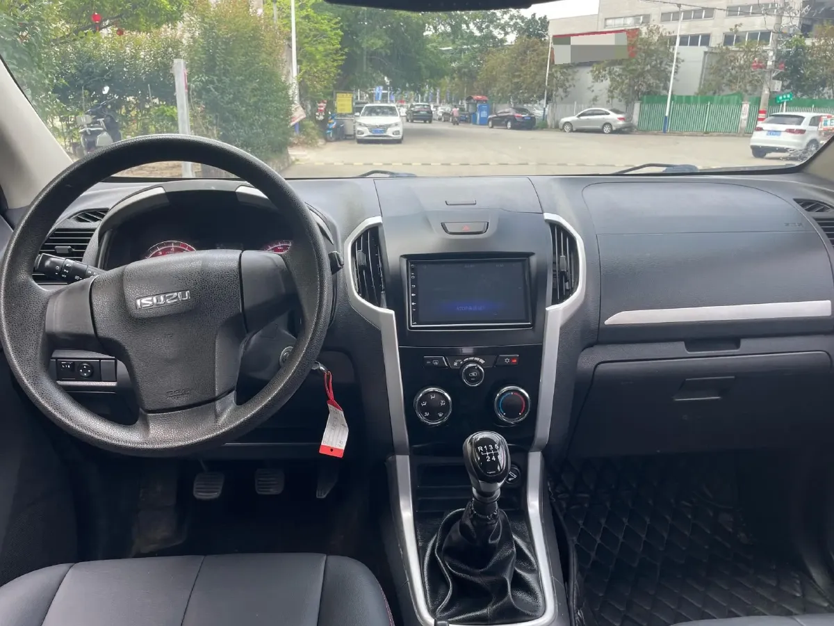 2018 FAW LanJian H6 2.5T 129HP L4 6MT,autocango,china used car exporter,china ev exporter,chinese used car exporter,chinese used ev exporter