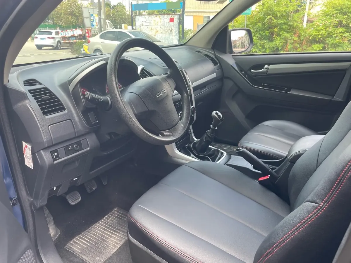 2018 FAW LanJian H6 2.5T 129HP L4 6MT,autocango,china used car exporter,china ev exporter,chinese used car exporter,chinese used ev exporter