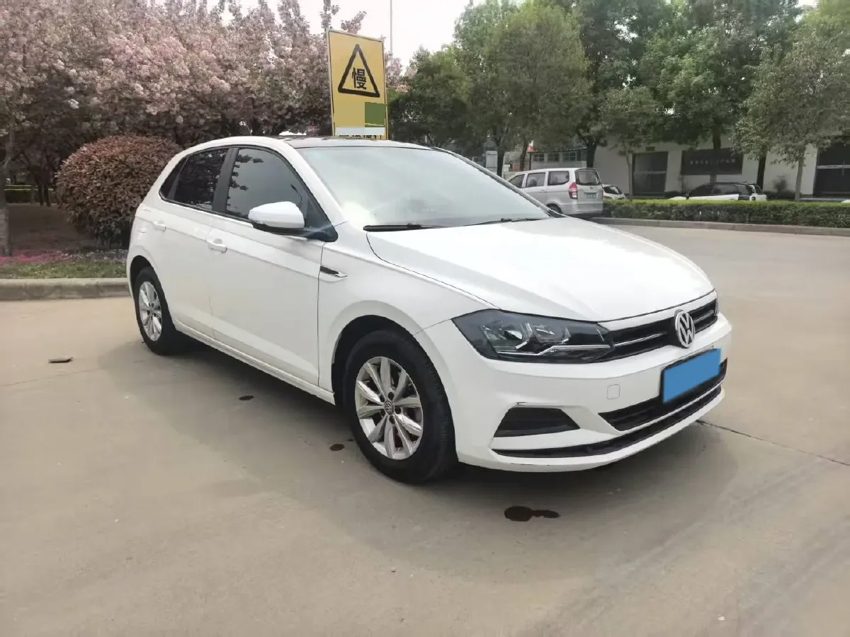 2019 Volkswagen Polo 1.5L 113HP L4 6AT,autocango,china used car exporter,china ev exporter,chinese used car exporter,chinese used ev exporter