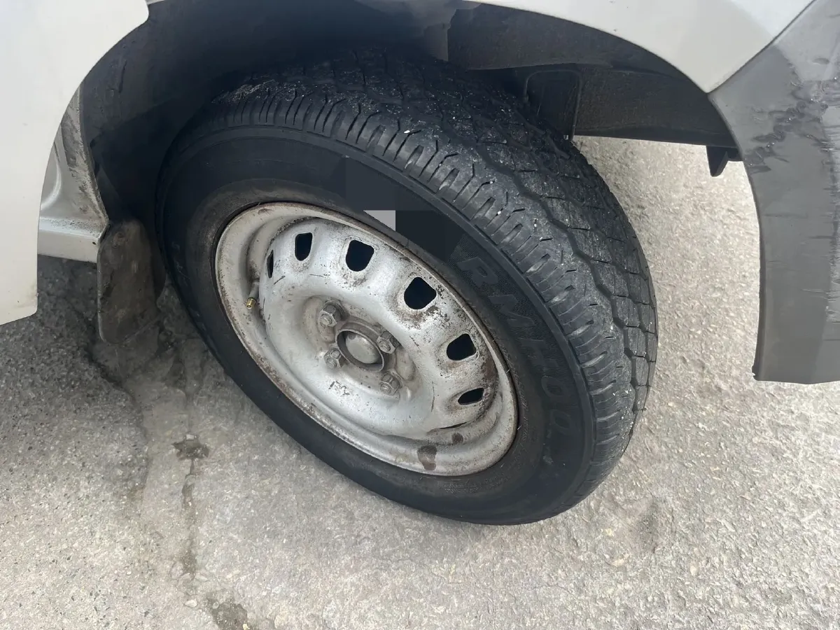 2015 WuLing ZhiGuang 1.2L 82HP L4 5MT,autocango,china used car exporter,china ev exporter,chinese used car exporter,chinese used ev exporter