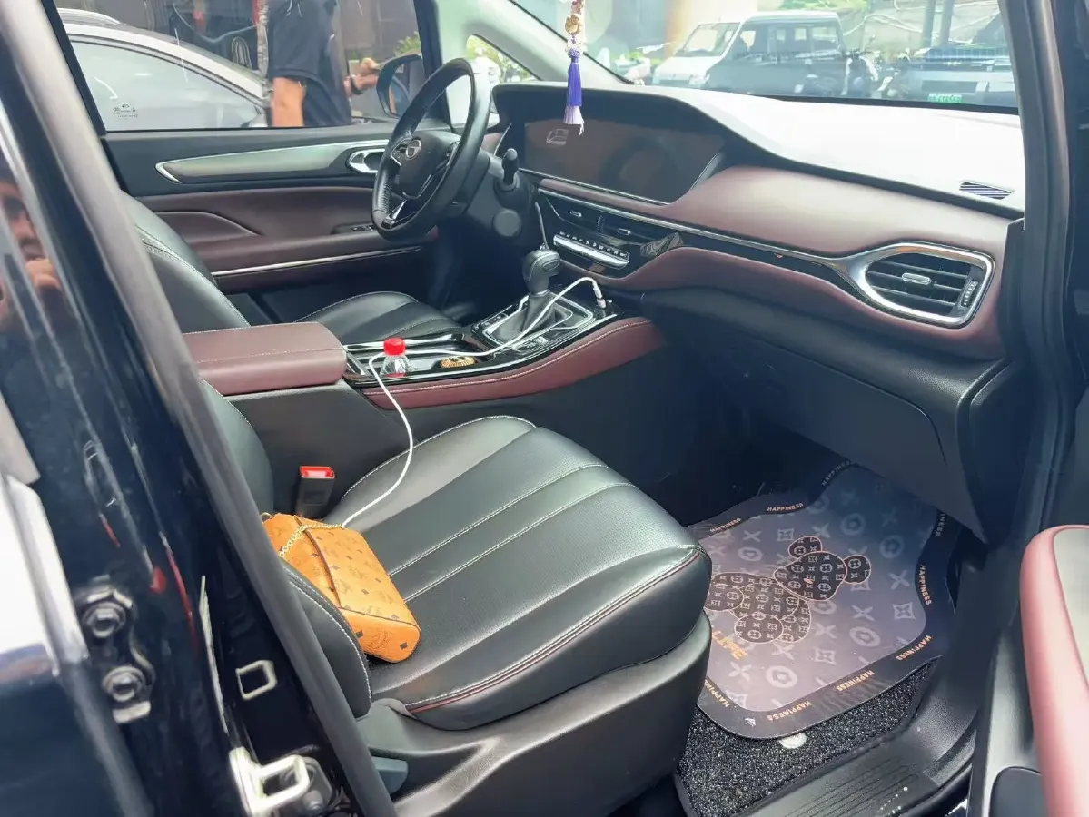 2023 GAC Trumpchi M6 1.5T 177HP L4 7DCT,autocango,china used car exporter,china ev exporter,chinese used car exporter,chinese used ev exporter