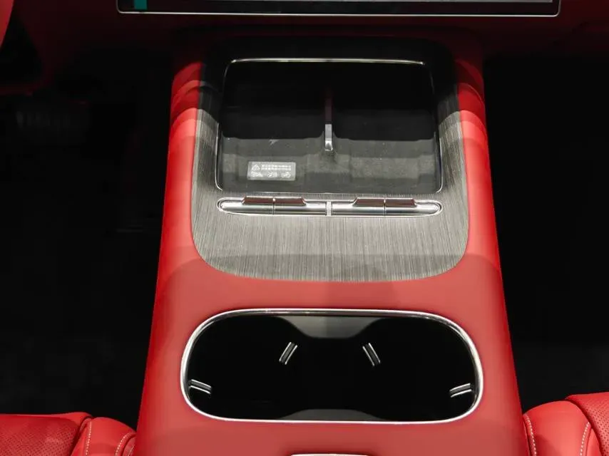 2026 Avatr 07 1.5T 156HP L4 REEV,autocango,china used car exporter,china ev exporter,chinese used car exporter,chinese used ev exporter