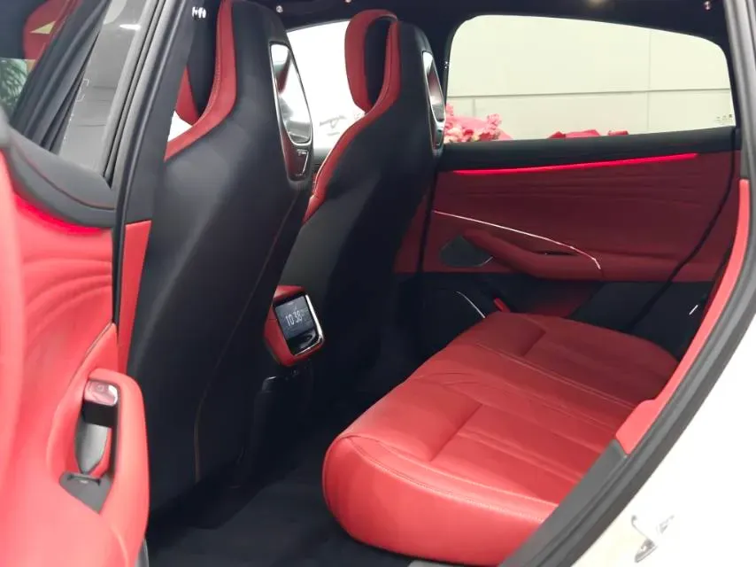 2026 Avatr 07 1.5T 156HP L4 REEV,autocango,china used car exporter,china ev exporter,chinese used car exporter,chinese used ev exporter