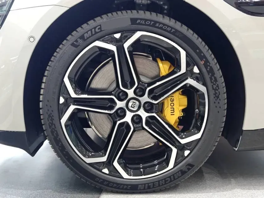 2026 Avatr 07 1.5T 156HP L4 REEV,autocango,china used car exporter,china ev exporter,chinese used car exporter,chinese used ev exporter