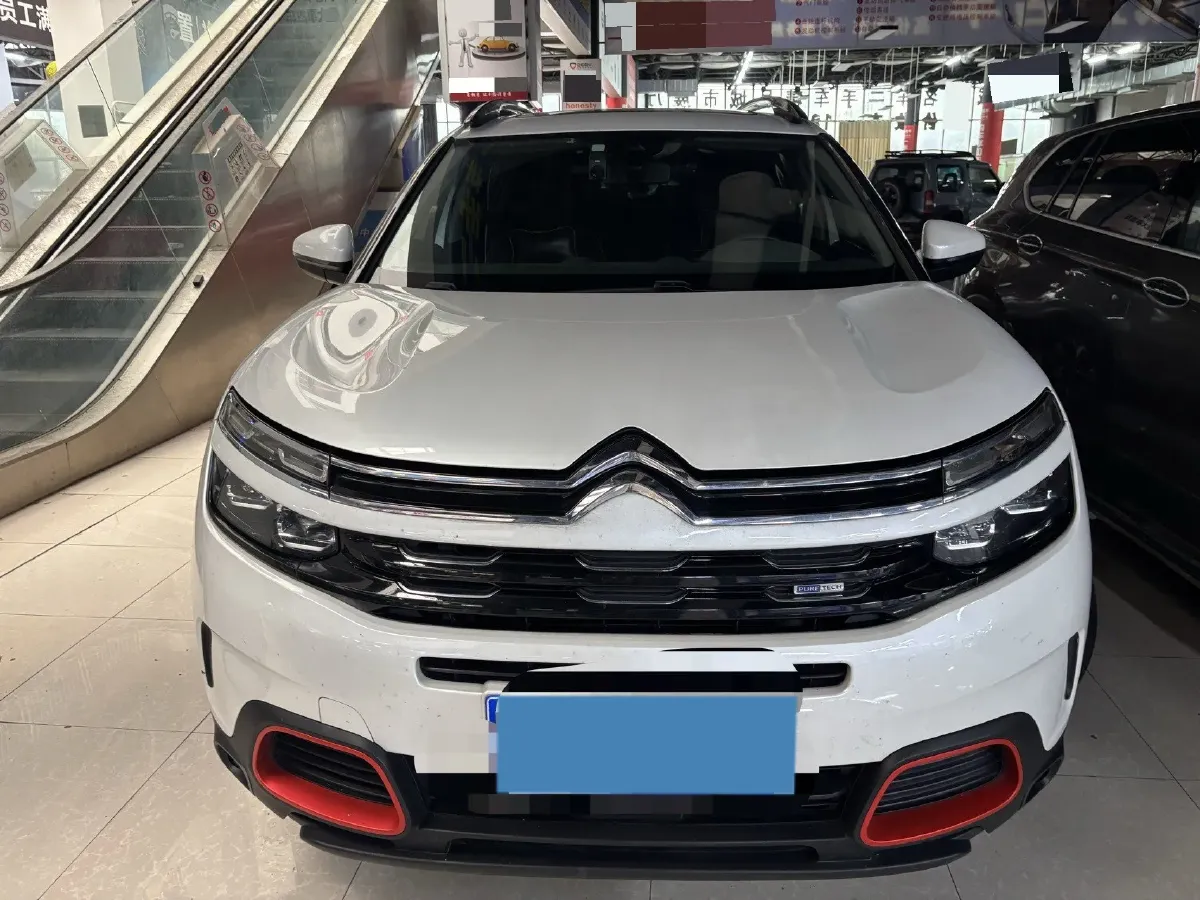 2019 Citroen C5 Aircross 1.6T 167HP L4 6AT,autocango,china used car exporter,china ev exporter,chinese used car exporter,chinese used ev exporter