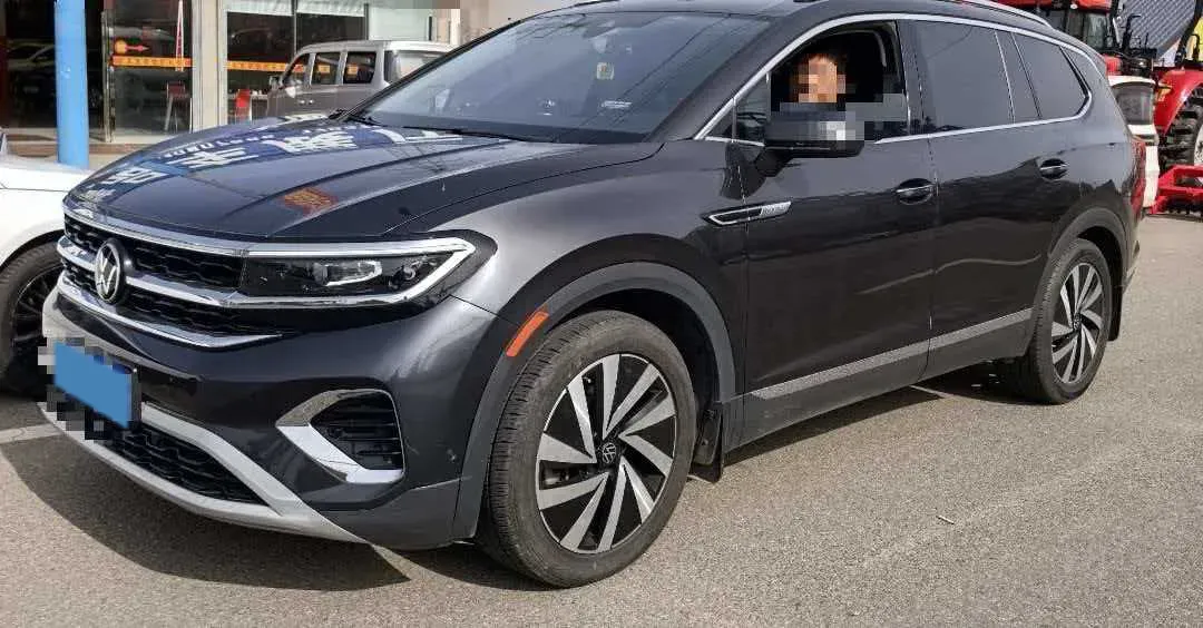 2021 Volkswagen Talagon 2.0T 220HP L4 7DCT,autocango,china used car exporter,china ev exporter,chinese used car exporter,chinese used ev exporter