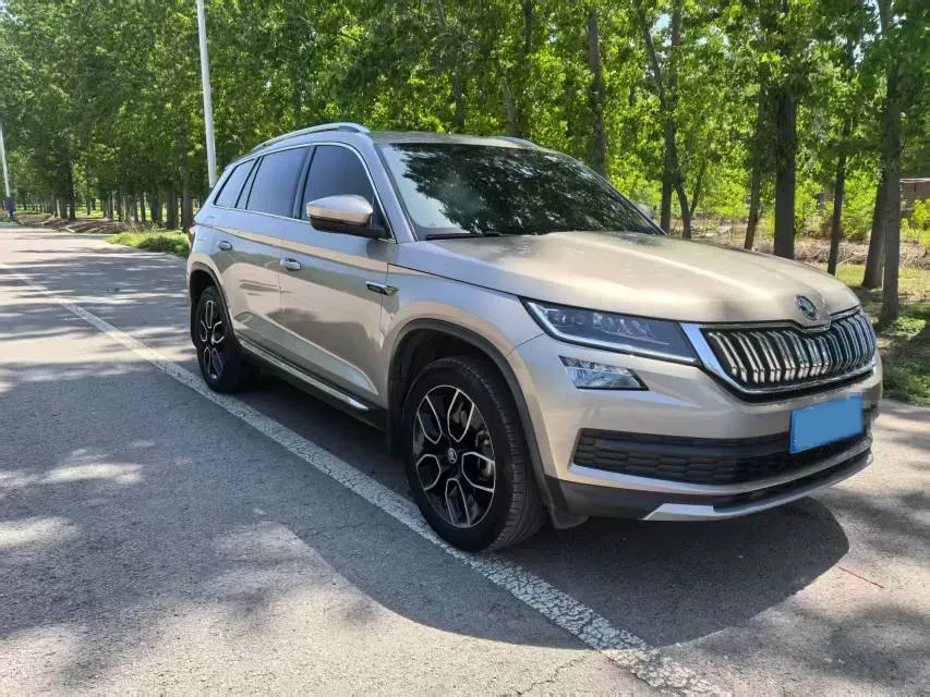 2018 Skoda Kodiak 1.8T 180HP L4 7DCT,autocango,china used car exporter,china ev exporter,chinese used car exporter,chinese used ev exporter