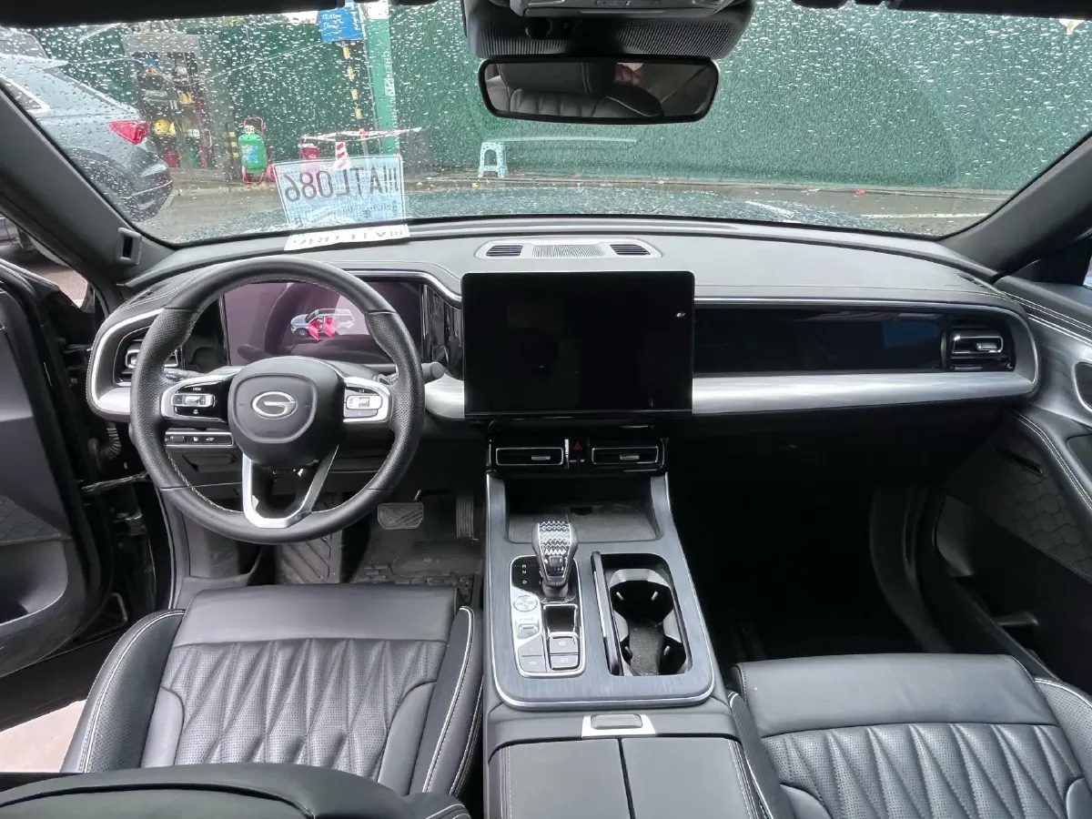 2022 GAC Trumpchi GS8 2.0T 252HP L4 8AT,autocango,china used car exporter,china ev exporter,chinese used car exporter,chinese used ev exporter