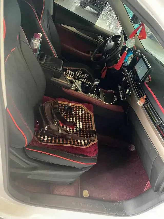 2023 Jetour X70 1.5T 156HP L4 6MT,autocango,china used car exporter,china ev exporter,chinese used car exporter,chinese used ev exporter