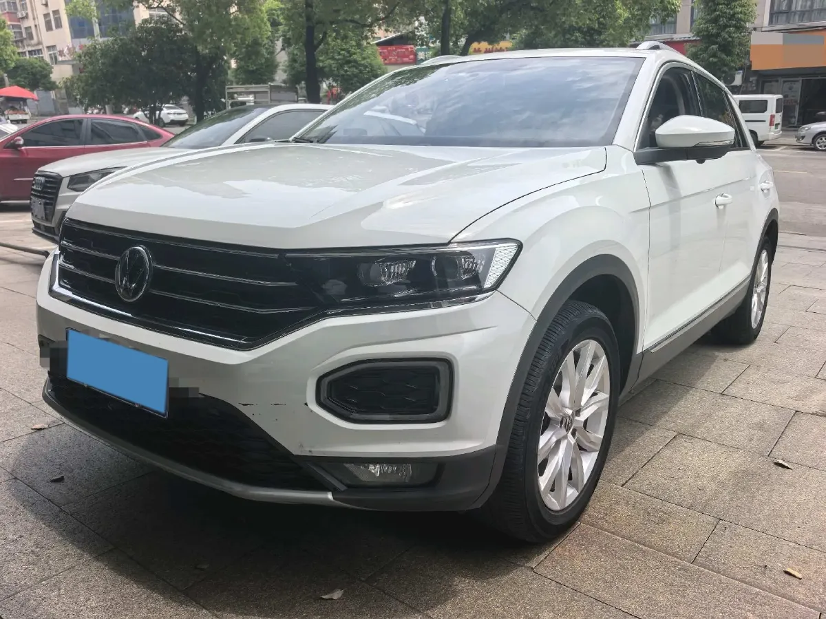 2022 Volkswagen T-Roc 1.4T 150HP L4 7DCT,autocango,china used car exporter,china ev exporter,chinese used car exporter,chinese used ev exporter