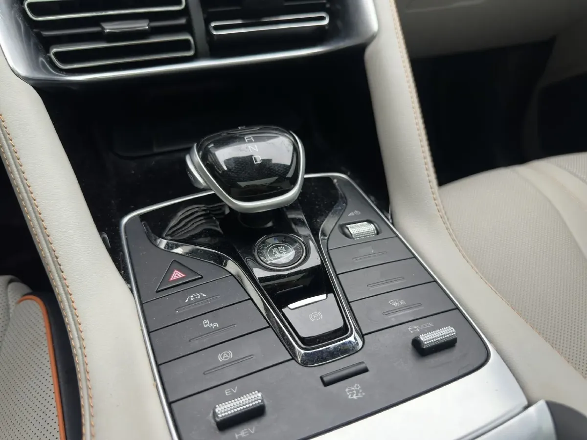 2022 Hyundai Tucson 2.0L 150HP L4 6AT Hybrid,autocango,china used car exporter,china ev exporter,chinese used car exporter,chinese used ev exporter