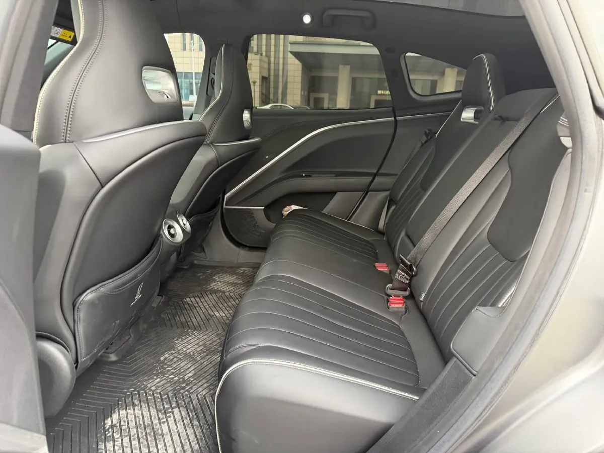 2022 Avatr 11 BEV 90.38KWH,autocango,china used car exporter,china ev exporter,chinese used car exporter,chinese used ev exporter