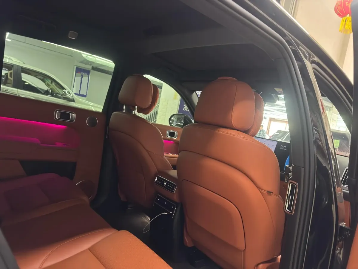 2023 Li L7 Range Extended 154HP REEV 40.9KWH,autocango,china used car exporter,china ev exporter,chinese used car exporter,chinese used ev exporter