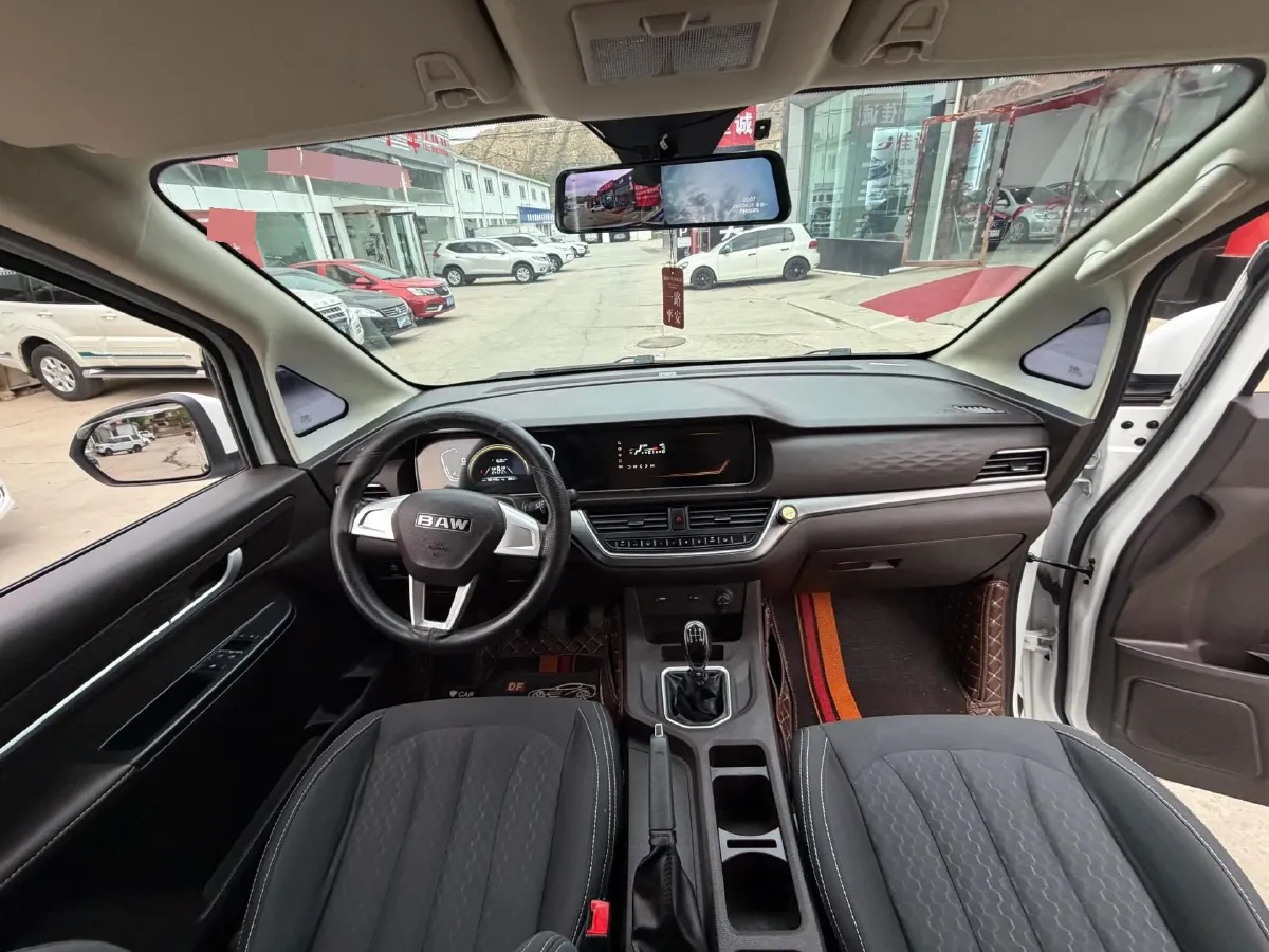 2023 BAW RuiSheng Trump M7 1.6L 124HP L4 5MT,autocango,china used car exporter,china ev exporter,chinese used car exporter,chinese used ev exporter