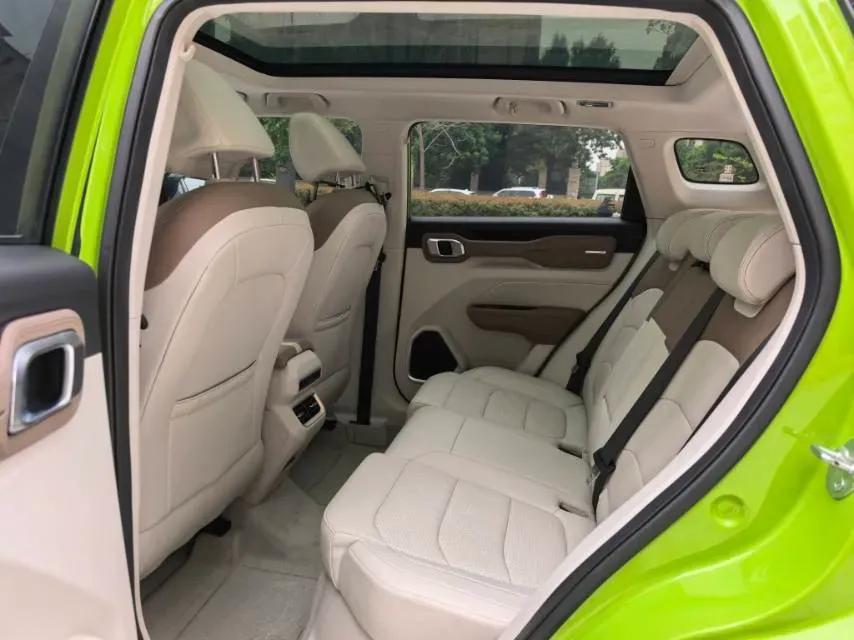 2020 Geely ICON 1.5T 177HP L3 7DCT,autocango,china used car exporter,china ev exporter,chinese used car exporter,chinese used ev exporter