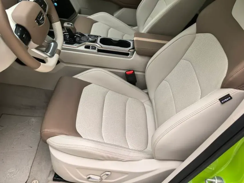 2020 Geely ICON 1.5T 177HP L3 7DCT,autocango,china used car exporter,china ev exporter,chinese used car exporter,chinese used ev exporter