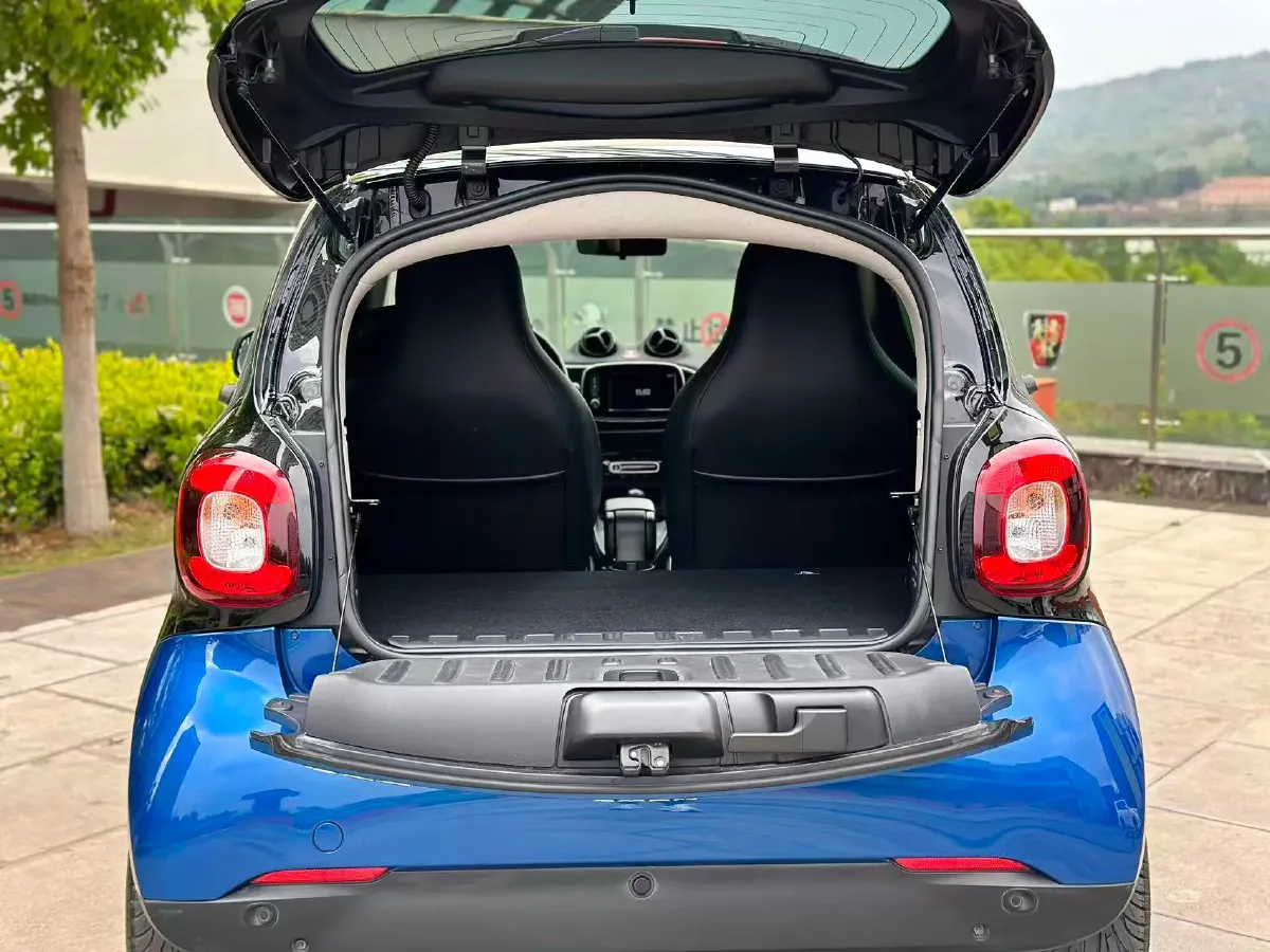 2019 Buick GL6 1.3T 163HP L3 6AT,autocango,china used car exporter,china ev exporter,chinese used car exporter,chinese used ev exporter