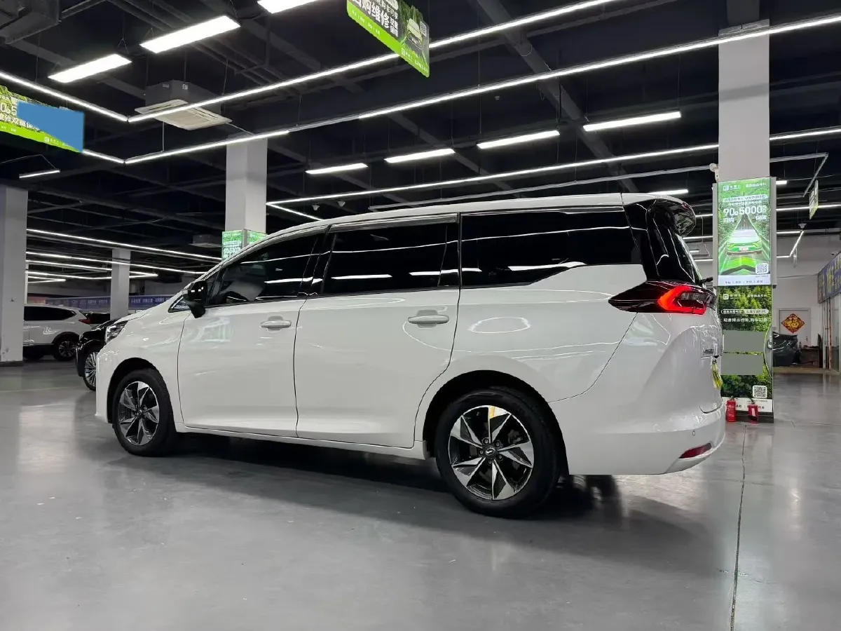 2023 GAC Trumpchi M6 1.5T 177HP L4 7DCT,autocango,china used car exporter,china ev exporter,chinese used car exporter,chinese used ev exporter