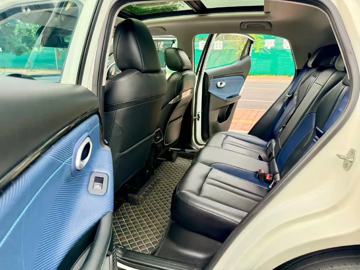 2023 GAC Trumpchi GS3 1.5T 177HP L4 7DCT,autocango,china used car exporter,china ev exporter,chinese used car exporter,chinese used ev exporter