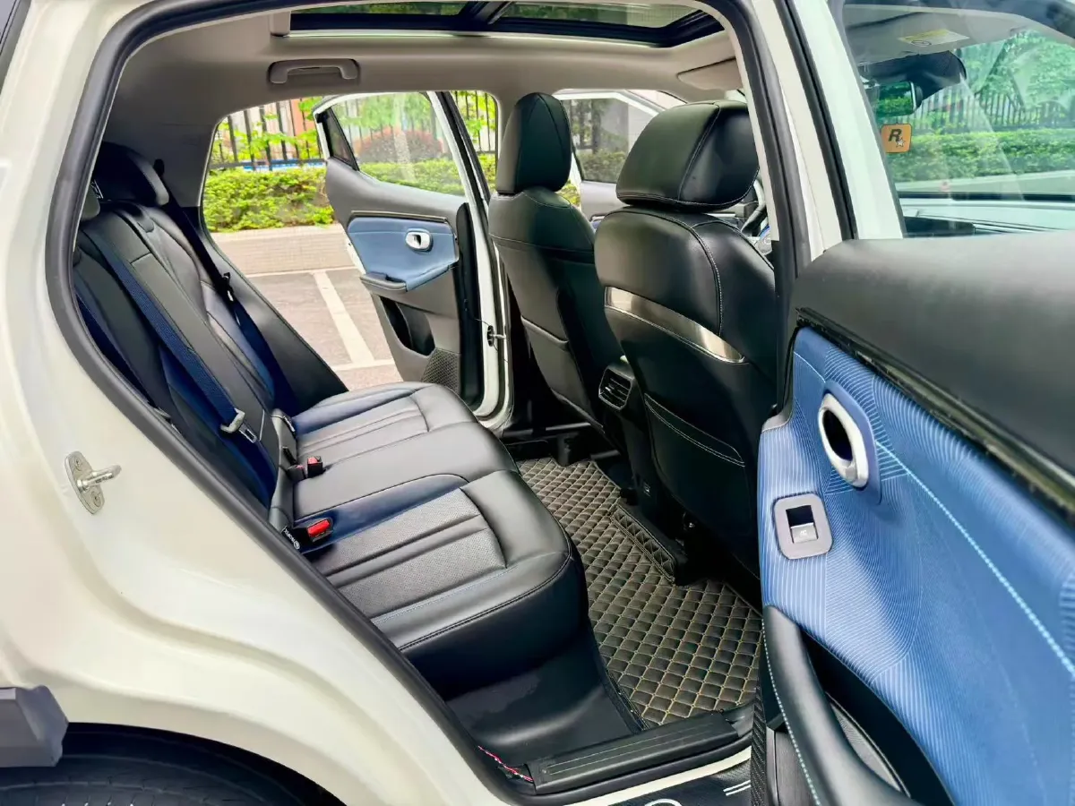 2023 GAC Trumpchi GS3 1.5T 177HP L4 7DCT,autocango,china used car exporter,china ev exporter,chinese used car exporter,chinese used ev exporter