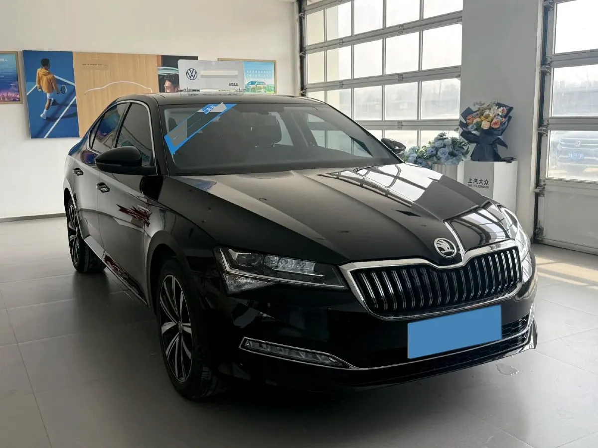 2024 Skoda Superb 1.4T 150HP L4 7DCT,autocango,china used car exporter,china ev exporter,chinese used car exporter,chinese used ev exporter