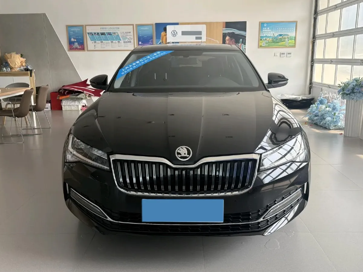 2024 Skoda Superb 1.4T 150HP L4 7DCT,autocango,china used car exporter,china ev exporter,chinese used car exporter,chinese used ev exporter