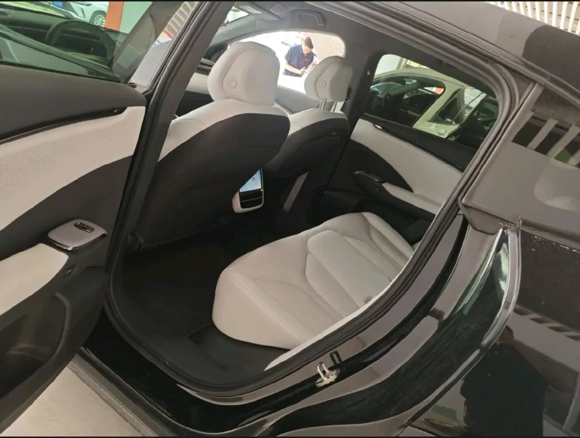 2025 Xpeng G7 BEV,autocango,china used car exporter,china ev exporter,chinese used car exporter,chinese used ev exporter