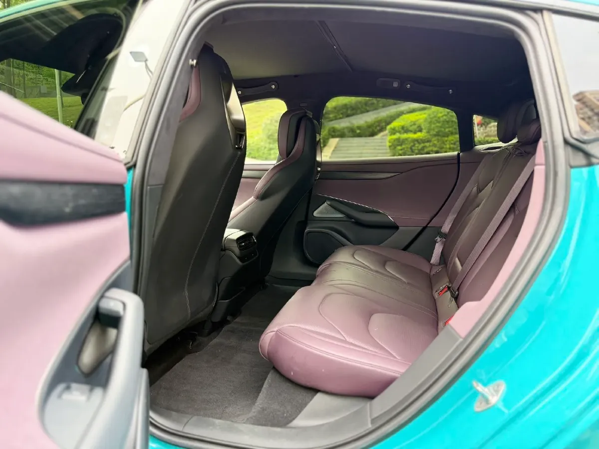 2024 MI SU7 BEV 101KWH,autocango,china used car exporter,china ev exporter,chinese used car exporter,chinese used ev exporter