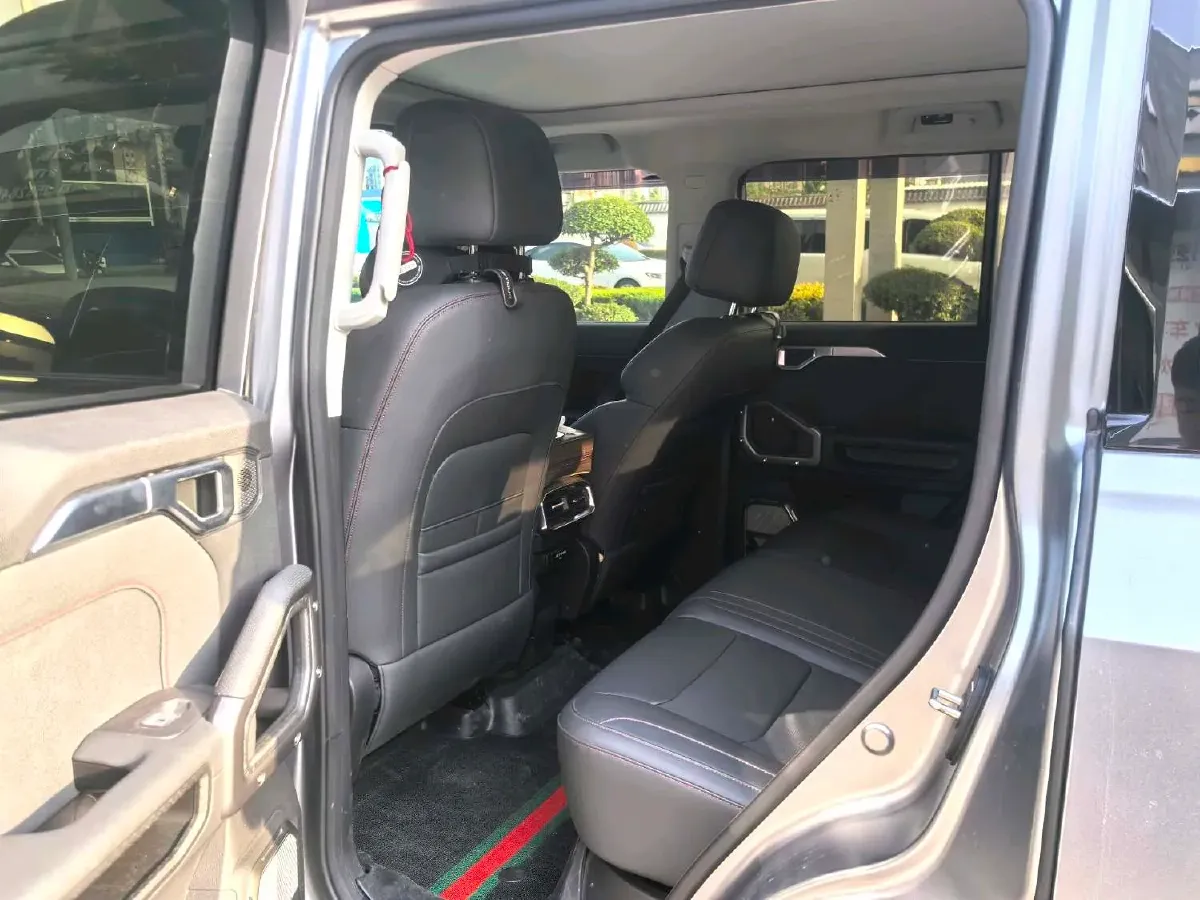 2023 Jetour Traveller 2.0T 254HP L4 7DCT,autocango,china used car exporter,china ev exporter,chinese used car exporter,chinese used ev exporter