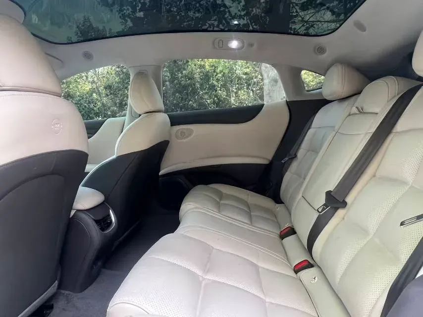 2024 IM L6 BEV 83KWH,autocango,china used car exporter,china ev exporter,chinese used car exporter,chinese used ev exporter